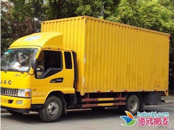 昆明西山區(qū)搬家小貨車合適還是選擇面包車搬家？